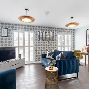  Apartment Elliot Oliver - Charming One Bedroom With Parking In The Docks