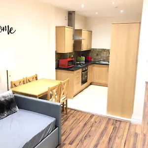 https://greater-london-holiday-let-hanwell.brighton-hotels-england.com